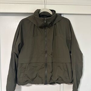 Lululemon Lightweight Hidden Hood Full-Zip Rain Jacket — Army Green, Women’s 8